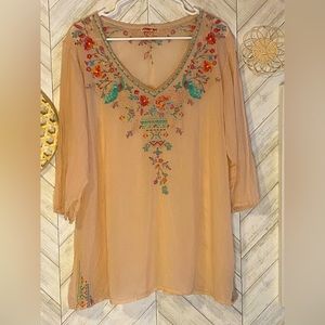 Johnny Was Peach Embroidered V-Neck Tunic Blouse